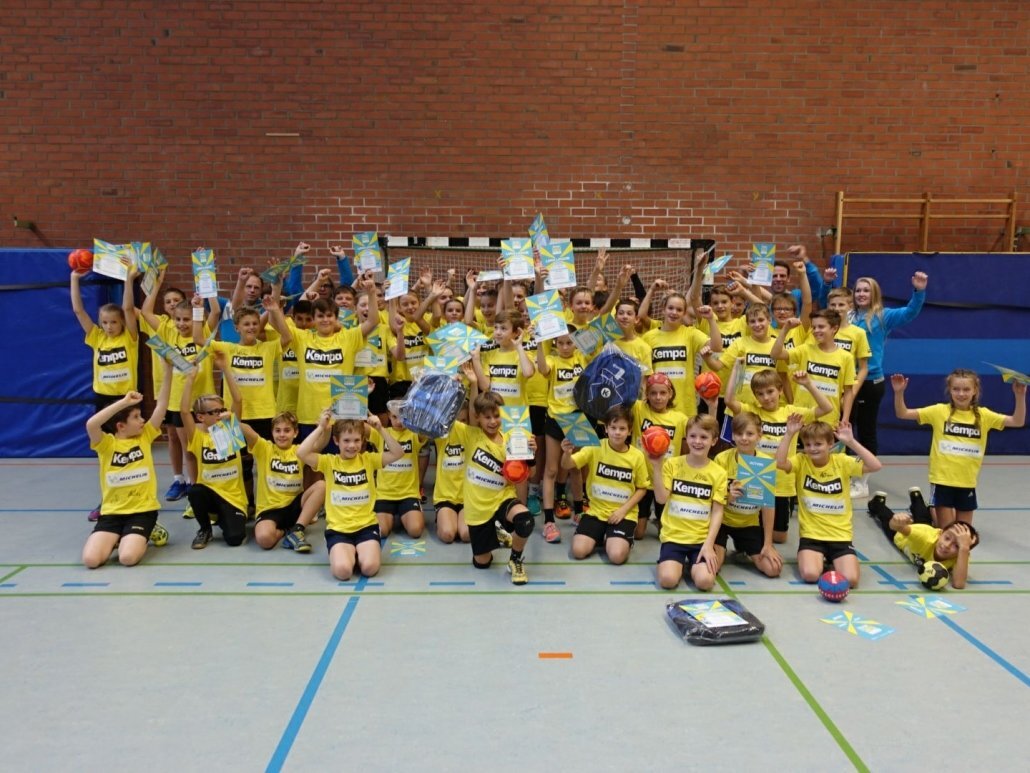 Gruppenfoto Kinder Handballer Erlangen